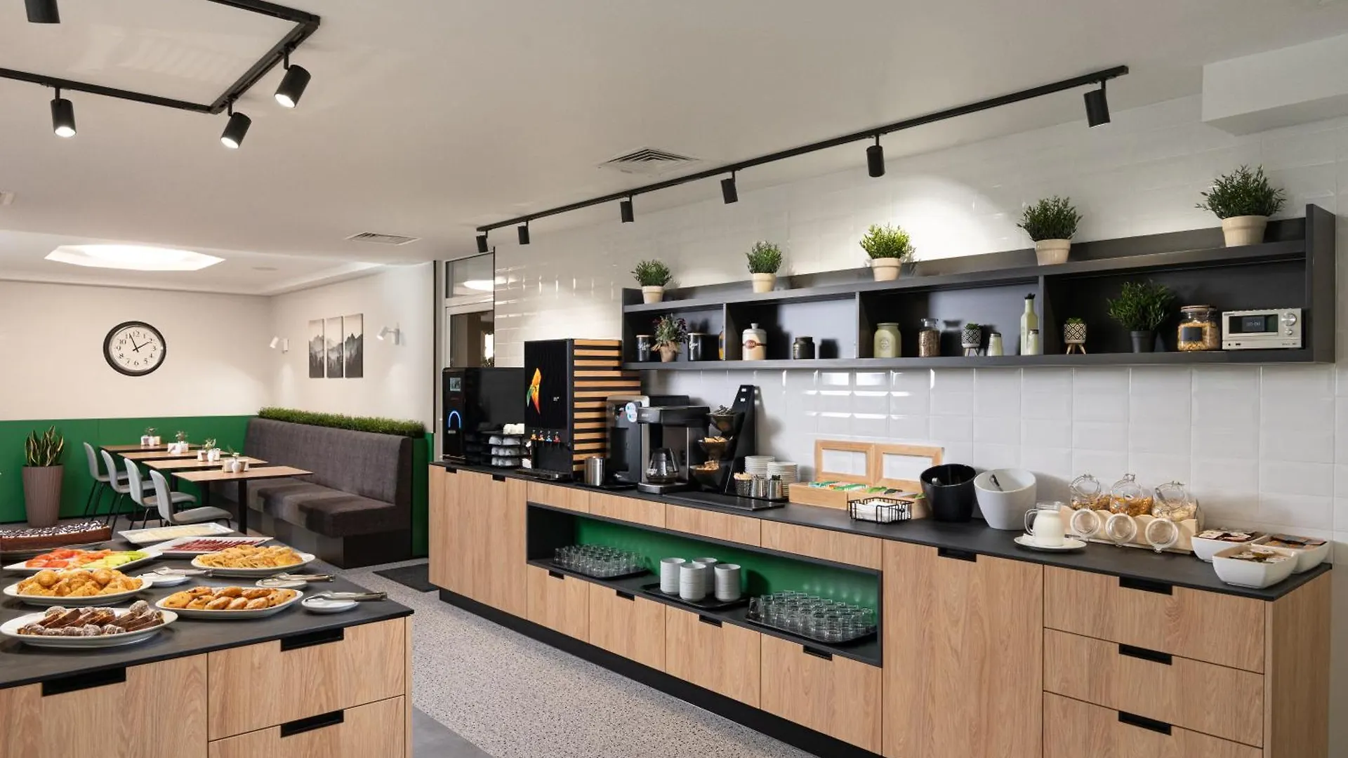 Jasmin Hotel Sofya 3*,